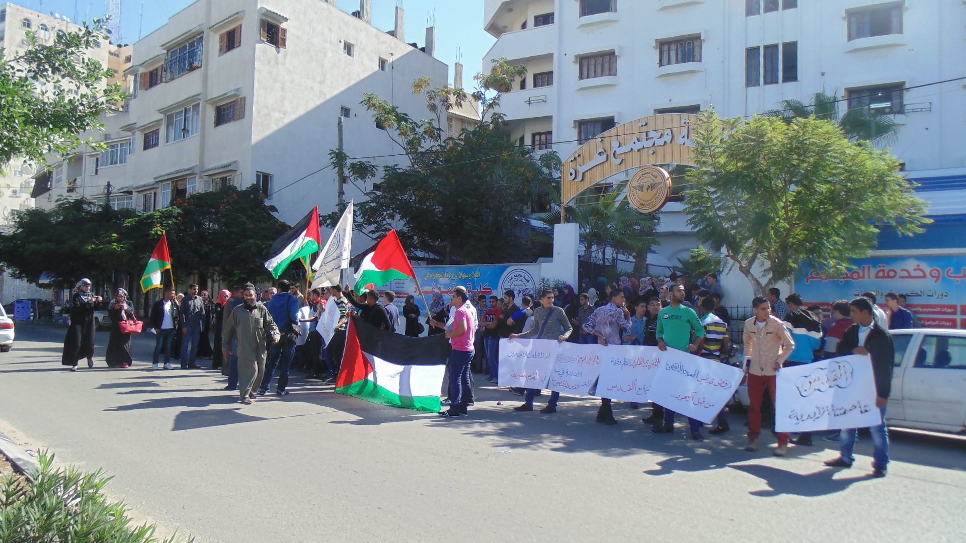 ���� ����� ������� ����� ������� �� ���� ����� ��� �������� �������� ����������