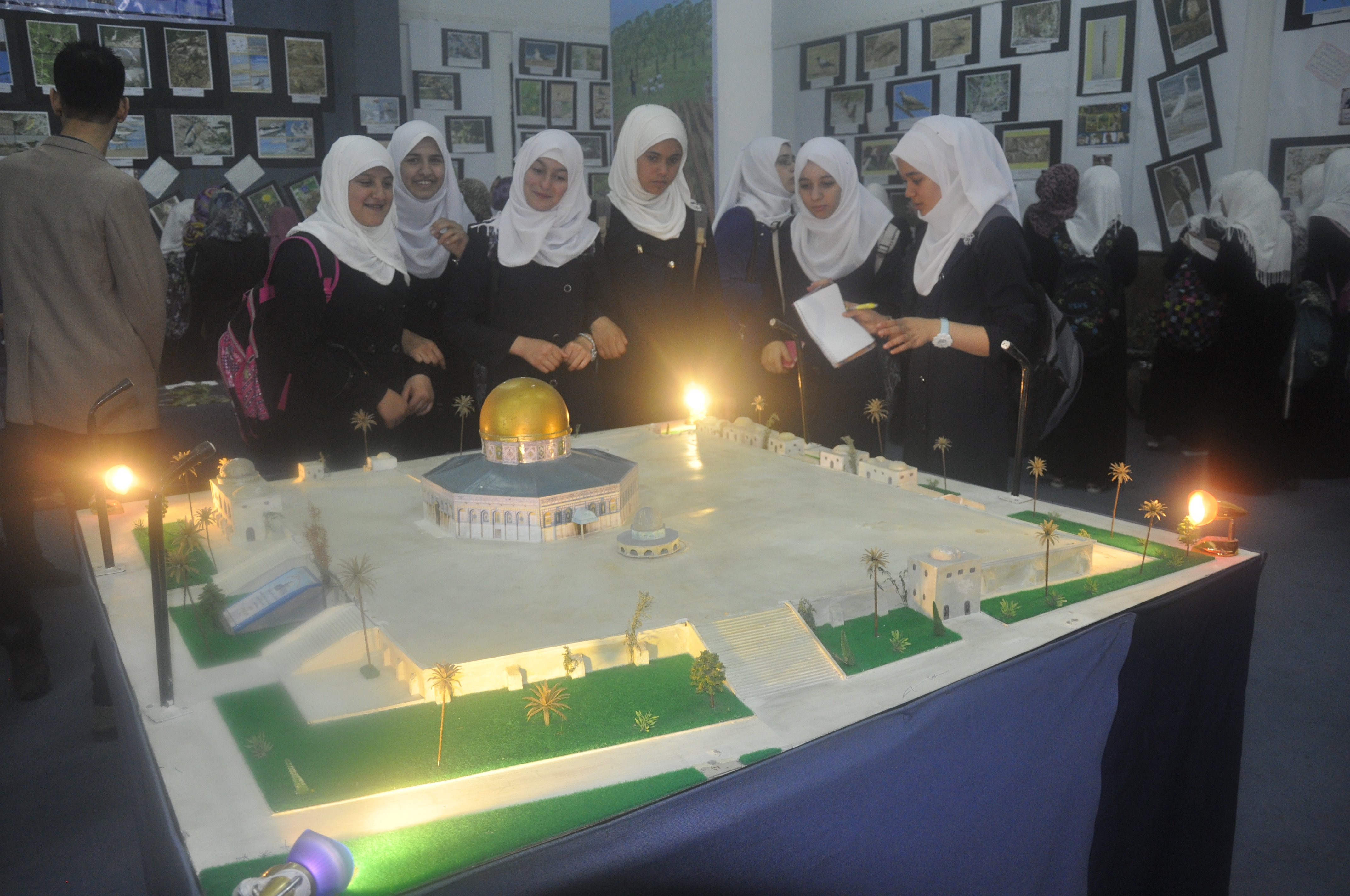 ����� ��������� �� ���� ��� ������ ������ �� ���� ����� ��� �������� �������� ����������